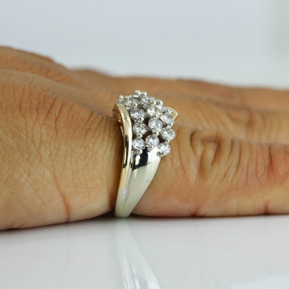 14k Yellow Gold 21-Diamond Ring - Picture 7 of 8